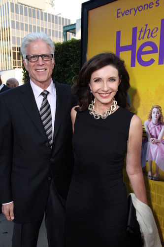 implant par Ted Danson hair transplant