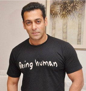 Salman Khan dupa transplantul de par din Dubai