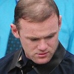 Drama lui Rooney! La nici 2 ani dupa transplantul de par, are nevoie de o noua interventie pentru a-si ascunde chelia!
